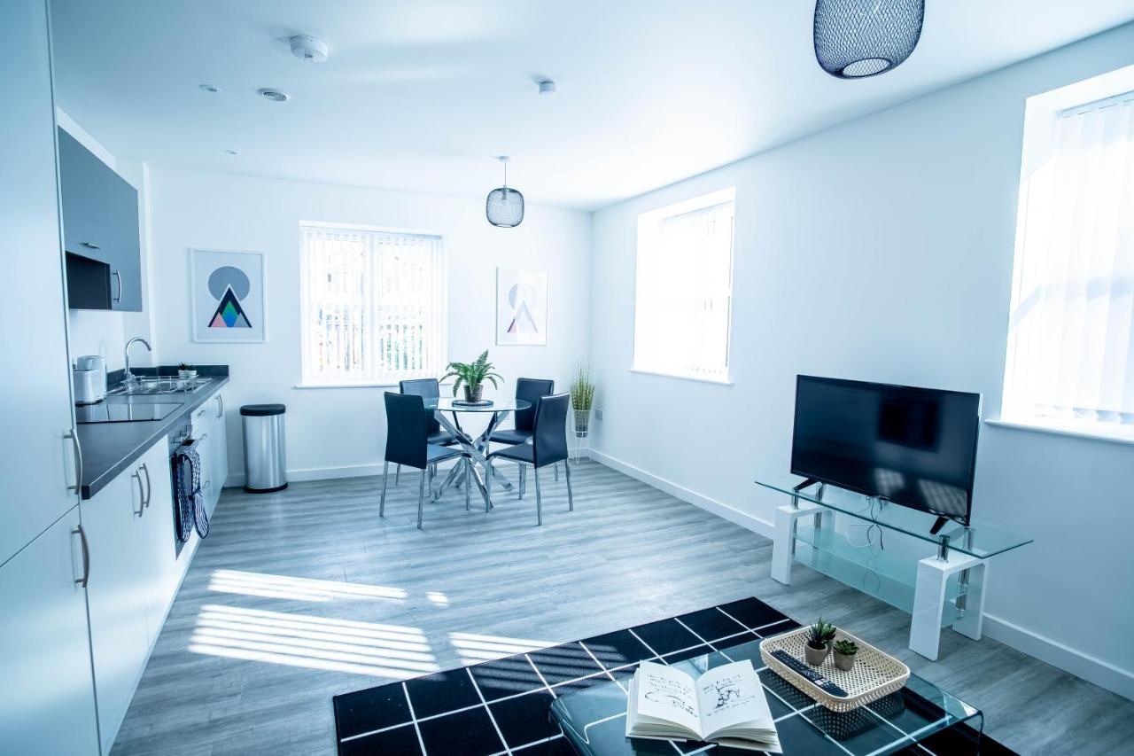 Luxury Apartments Available Next To Train Station - The Wallgate Apartments Wigan - Free Parking Eksteriør bilde