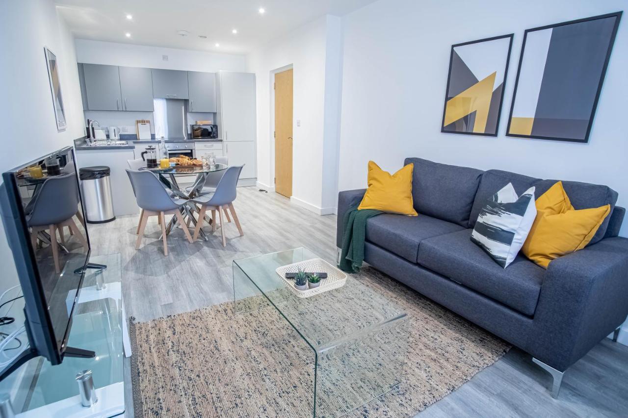 Luxury Apartments Available Next To Train Station - The Wallgate Apartments Wigan - Free Parking Eksteriør bilde