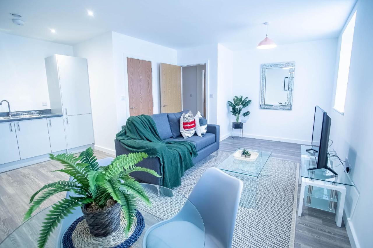 Luxury Apartments Available Next To Train Station - The Wallgate Apartments Wigan - Free Parking Eksteriør bilde