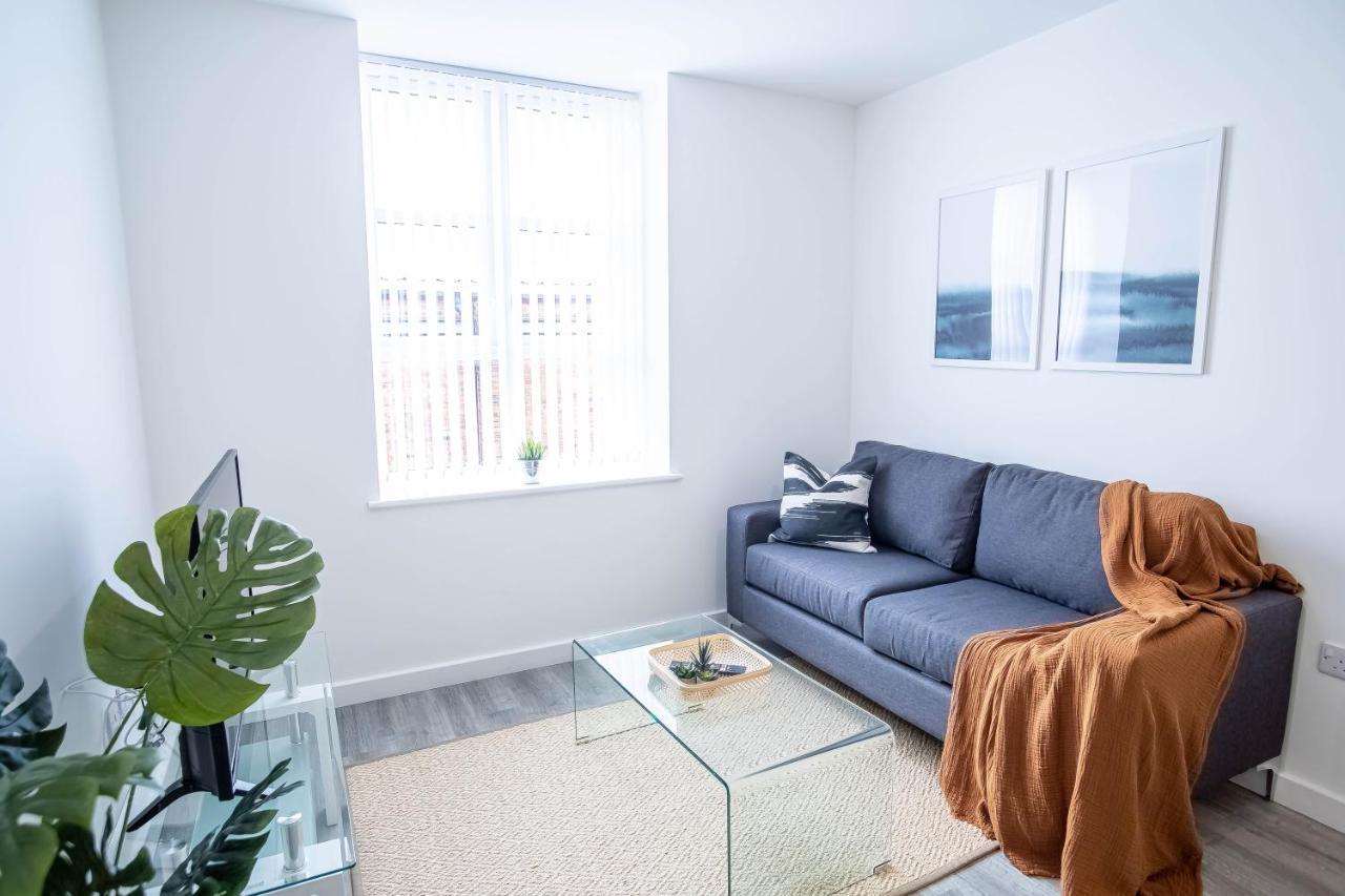 Luxury Apartments Available Next To Train Station - The Wallgate Apartments Wigan - Free Parking Eksteriør bilde